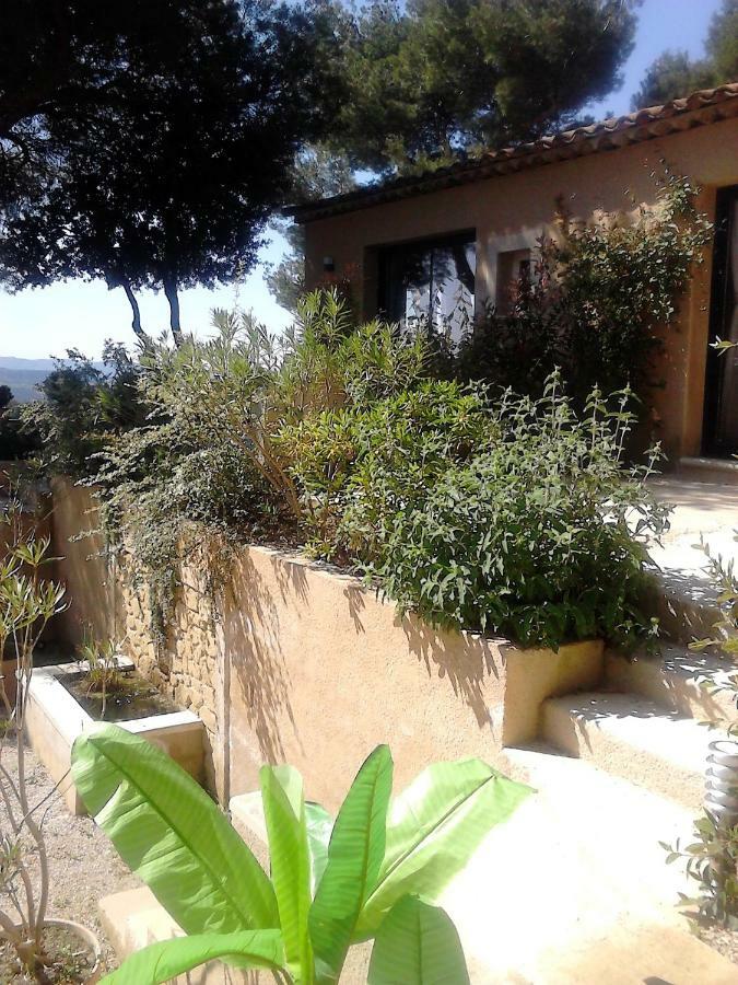 La Maison De Charlie Vaugines Exterior photo